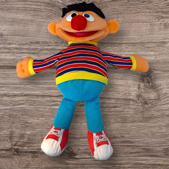 Vintage 1986 ERNIE Sesame Street Playskool 16" Hand Puppet (Full Body) Plush - Picture 1 of 16